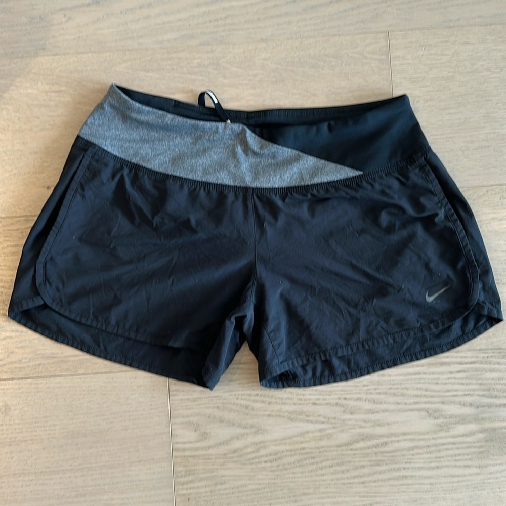 Nike Running Shorts, Small, Pockets